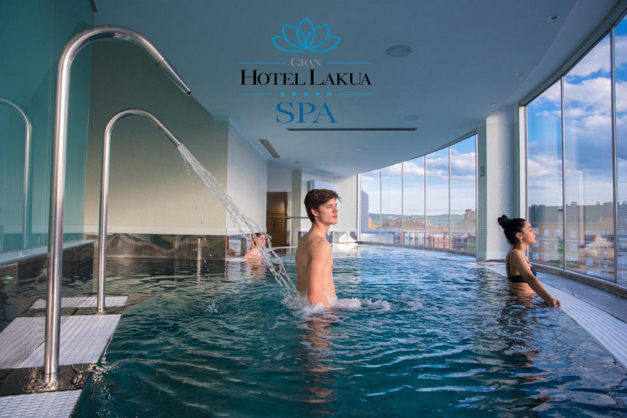 Gran Hotel Lakua Витория Экстерьер фото