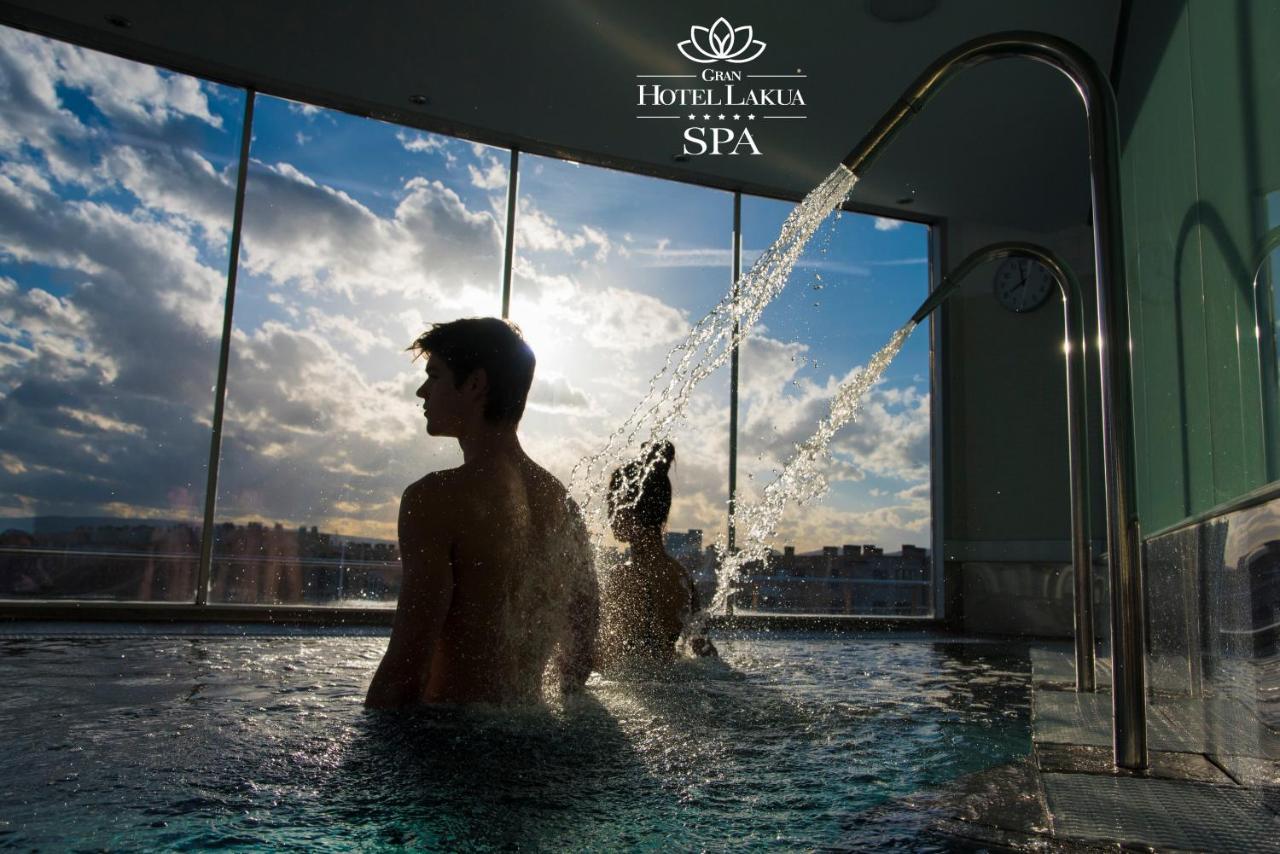 Gran Hotel Lakua Витория Экстерьер фото Spa at Hotel Lacua